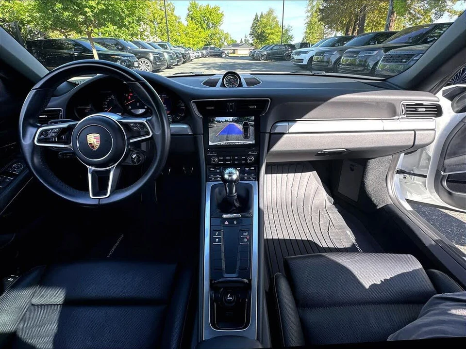 2018 Porsche 991 Carrera - Image 16 of 31