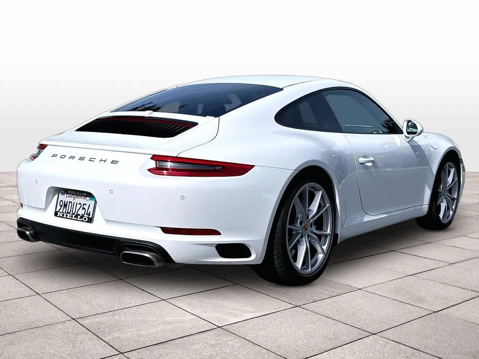 2018 Porsche 991 Carrera - Image 14 of 31