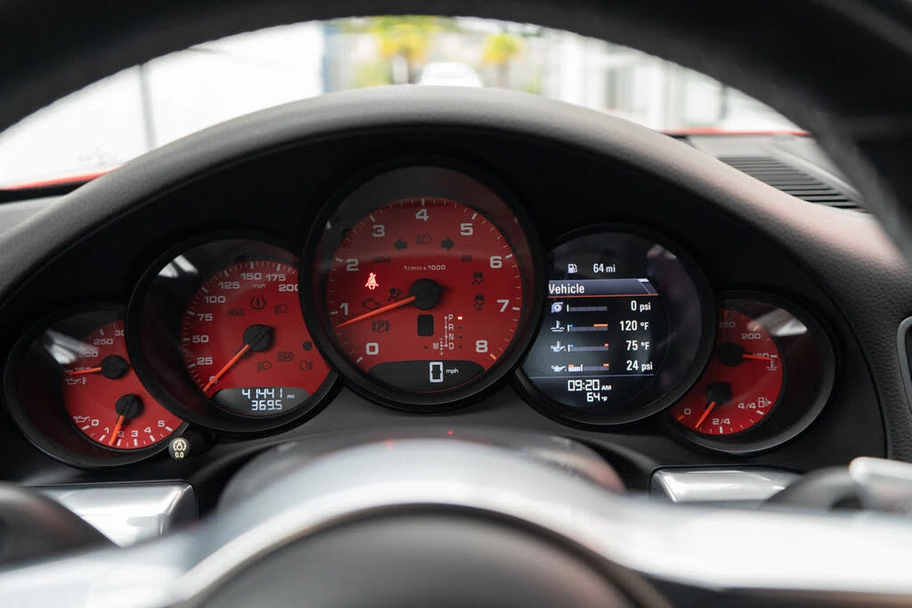 2018 Porsche 991 Carrera - Image 14 of 31