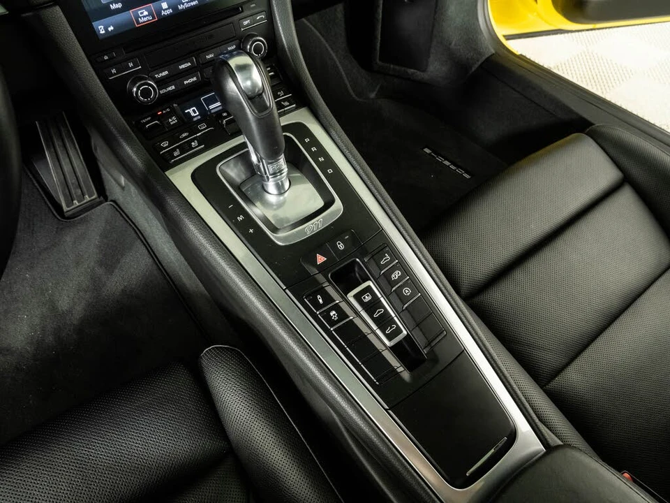 2018 Porsche 991 Carrera - Image 18 of 31