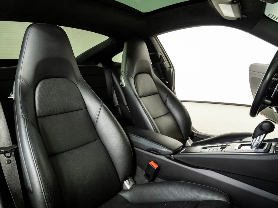 2018 Porsche 991 Carrera - Image 19 of 31