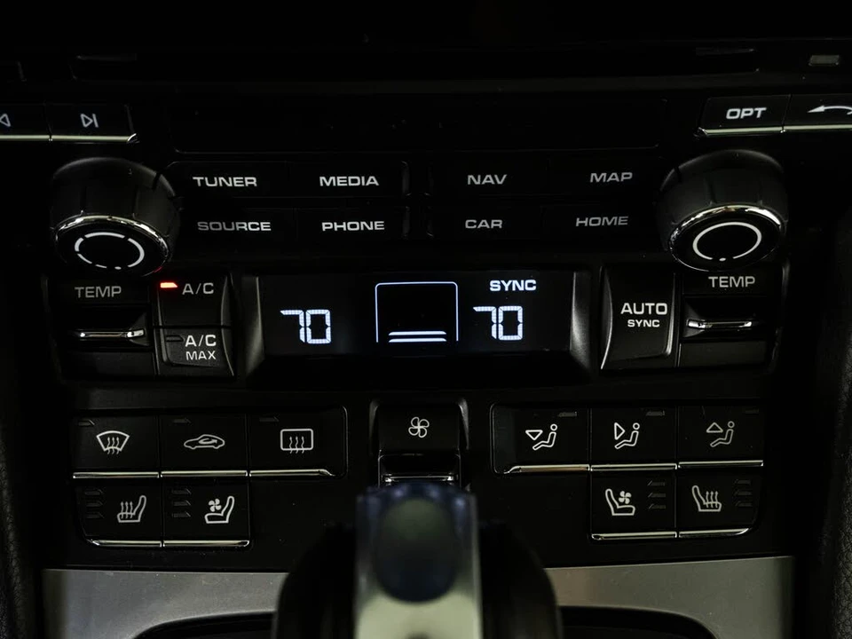 2018 Porsche 991 Carrera - Image 17 of 31