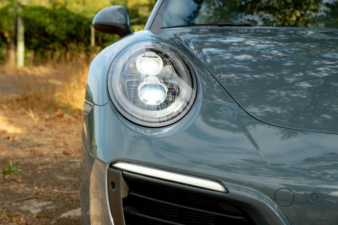 2018 Porsche 991 Carrera - Image 19 of 31
