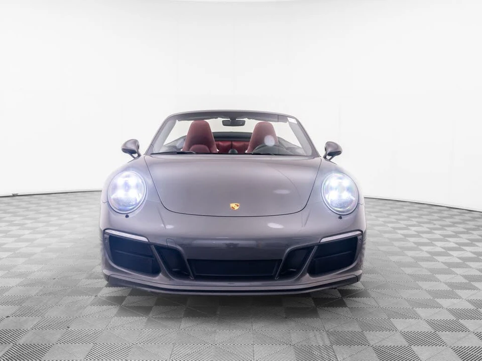 2018 Porsche 991 Carrera GTS - Image 9 of 31