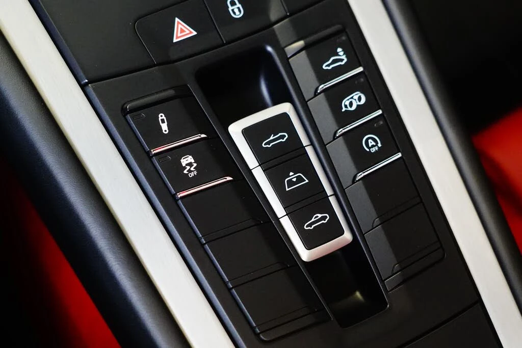 2018 Porsche 991 Carrera GTS - Image 30 of 31