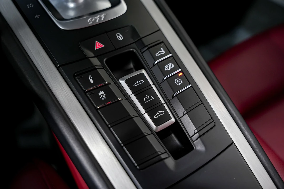 2018 Porsche 991 Carrera GTS - Image 17 of 21