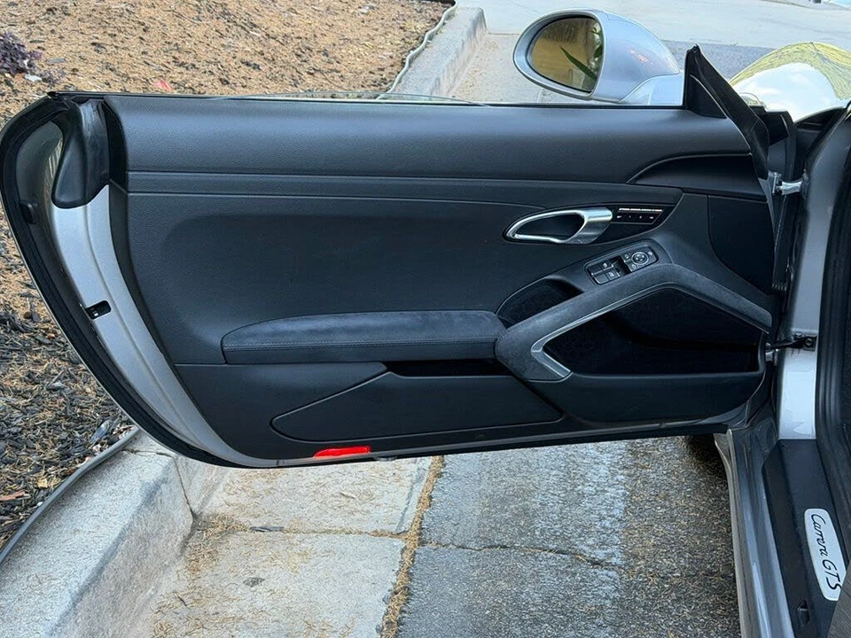 2018 Porsche 991 Carrera GTS - Image 28 of 31