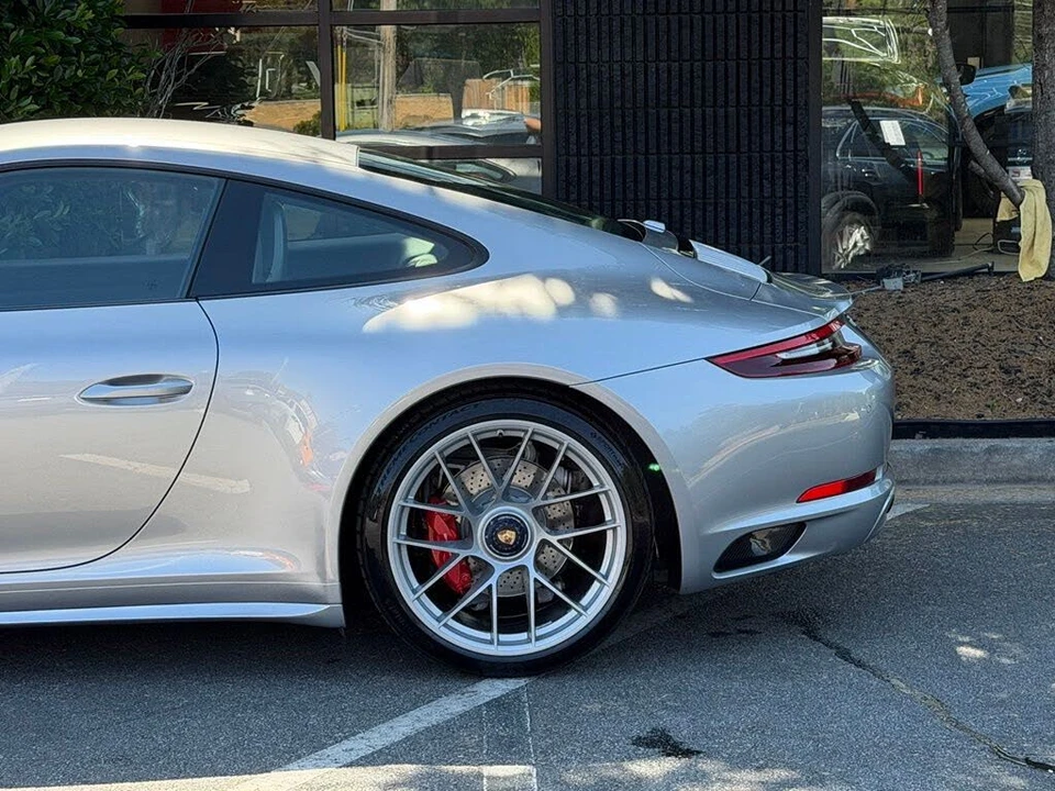 2018 Porsche 991 Carrera GTS - Image 11 of 31
