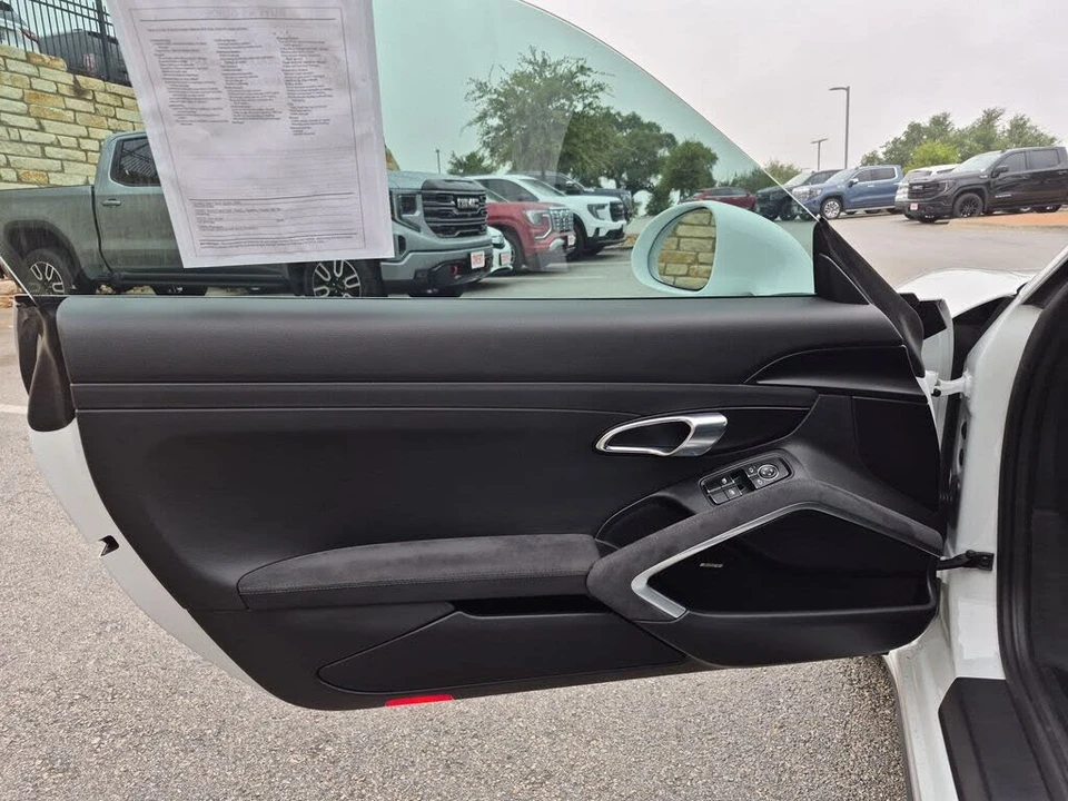 2018 Porsche 991 Carrera GTS - Image 19 of 31