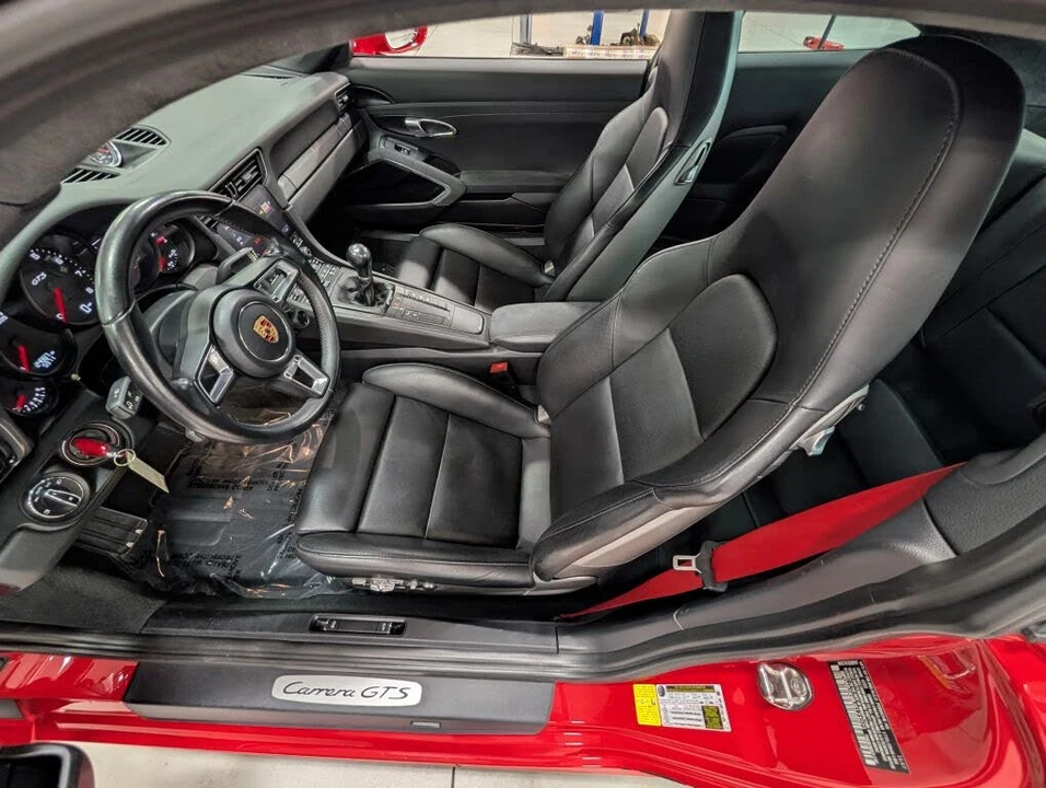 2018 Porsche 991 Carrera GTS - Image 17 of 31