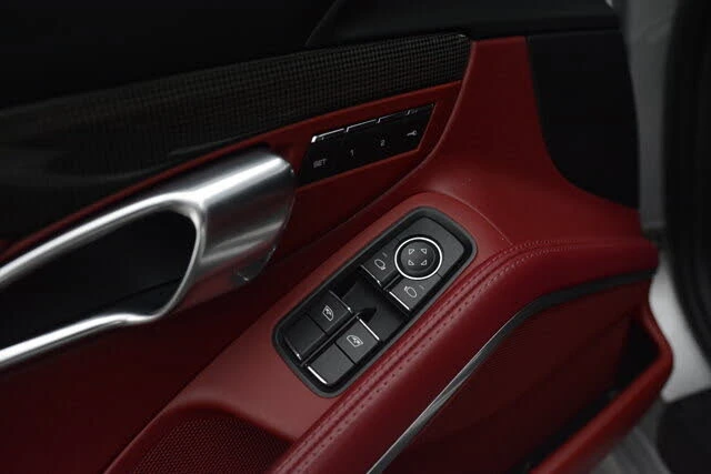 2018 Porsche 991 Carrera GTS - Image 14 of 31