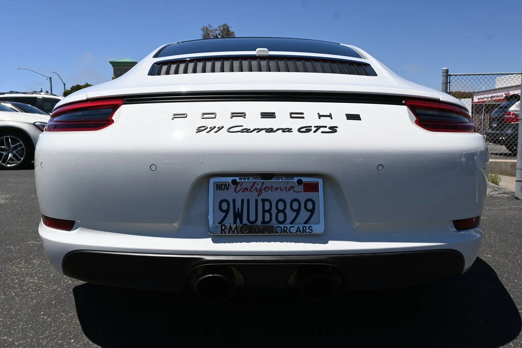 2018 Porsche 991 Carrera GTS - Image 19 of 31