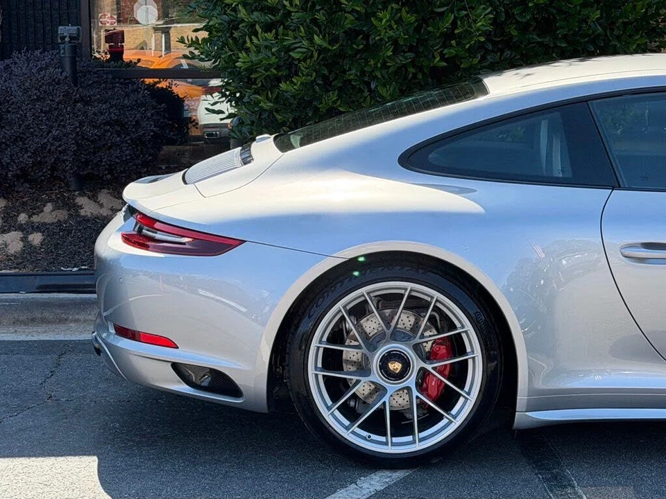 2018 Porsche 991 Carrera GTS - Image 21 of 31