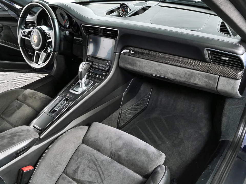 2018 Porsche 991 Carrera GTS - Image 21 of 31