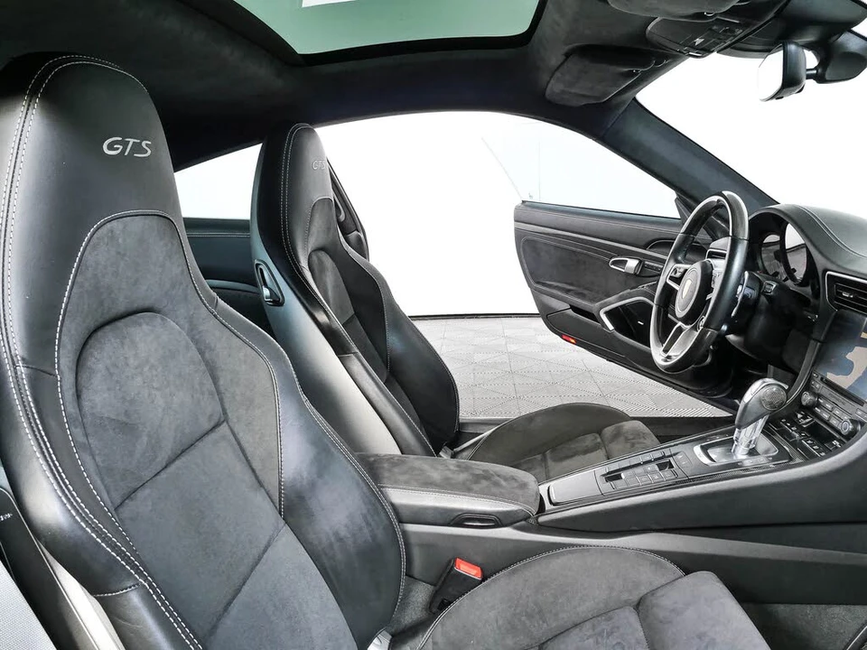 2018 Porsche 991 Carrera GTS - Image 20 of 31