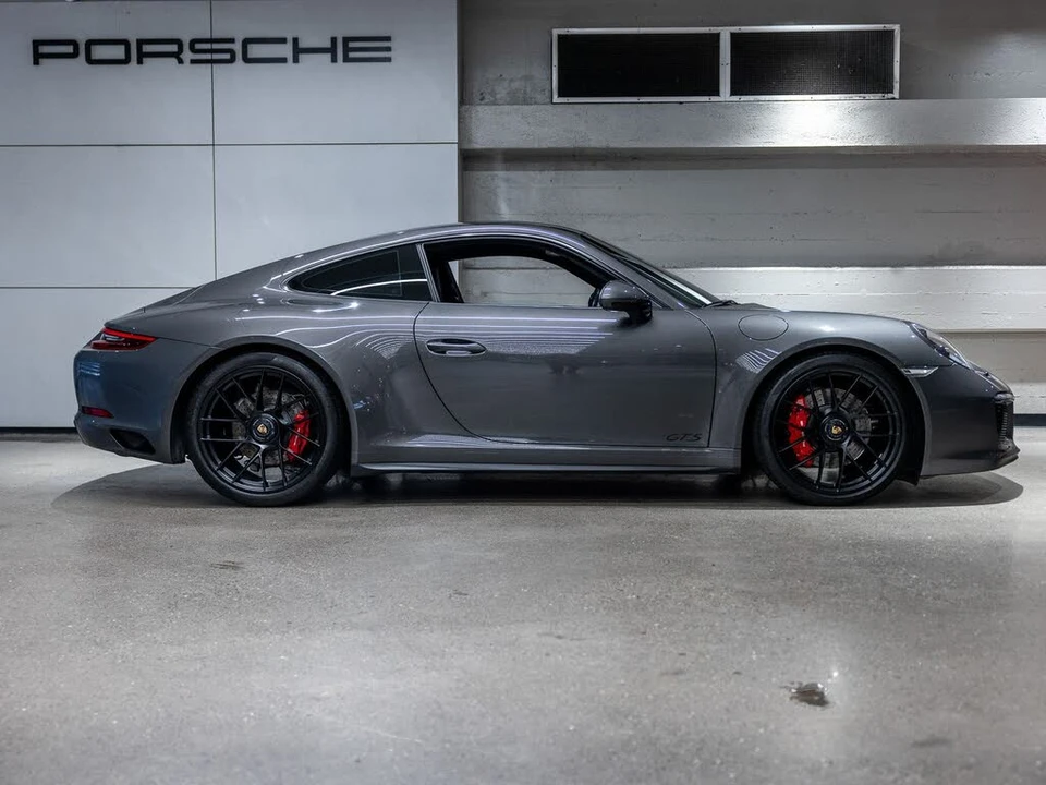 2018 Porsche 991 Carrera GTS - Image 9 of 31