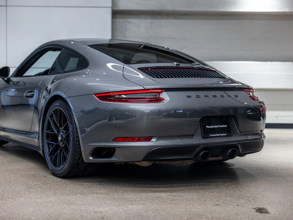 2018 Porsche 991 Carrera GTS - Image 25 of 31