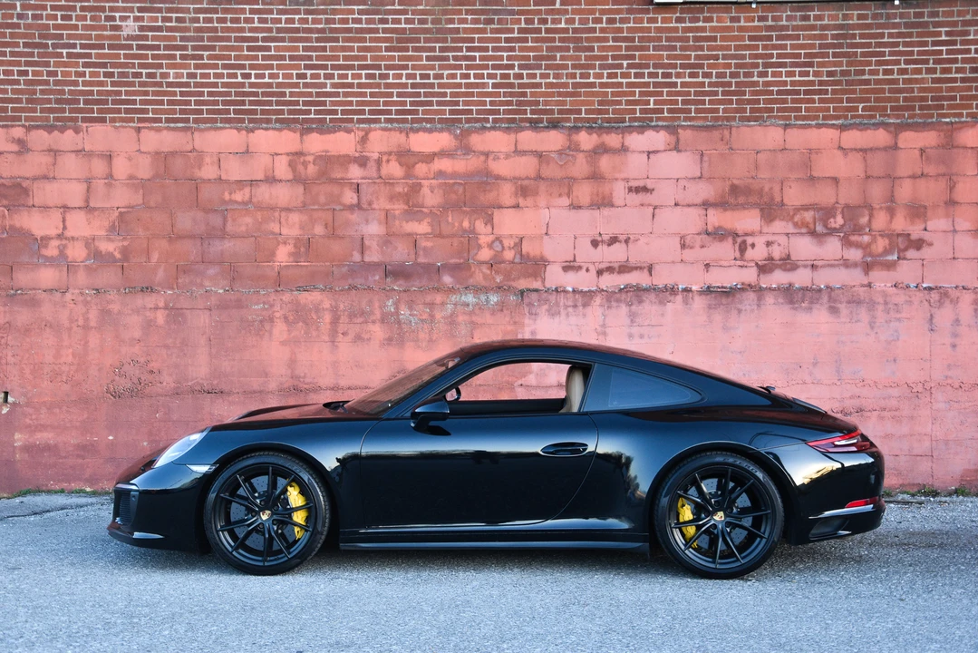 2018 Porsche 991 Carrera GTS - Image 12 of 31
