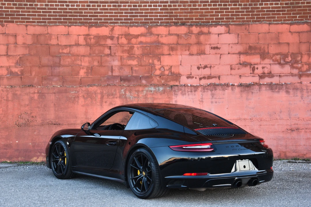 2018 Porsche 991 Carrera GTS - Image 18 of 31