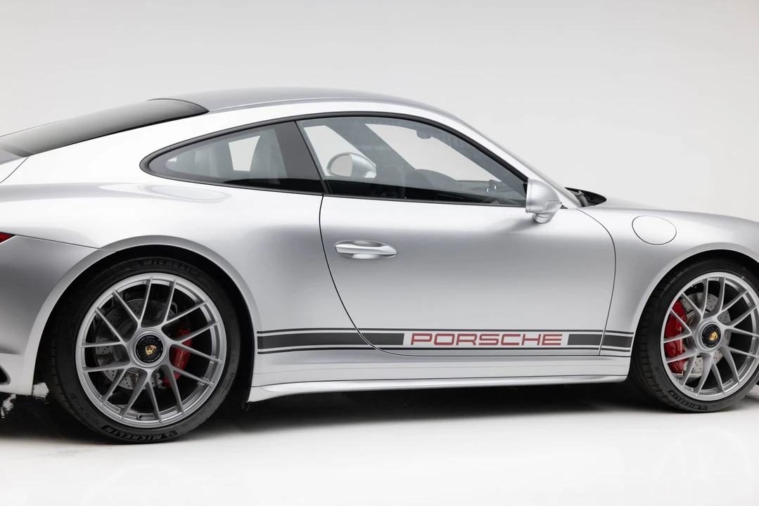 2018 Porsche 991 Carrera - Image 24 of 31