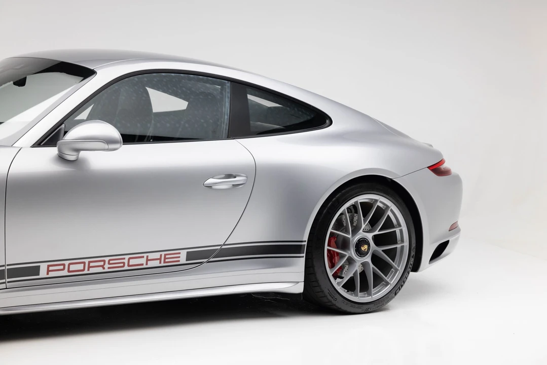 2018 Porsche 991 Carrera - Image 25 of 31