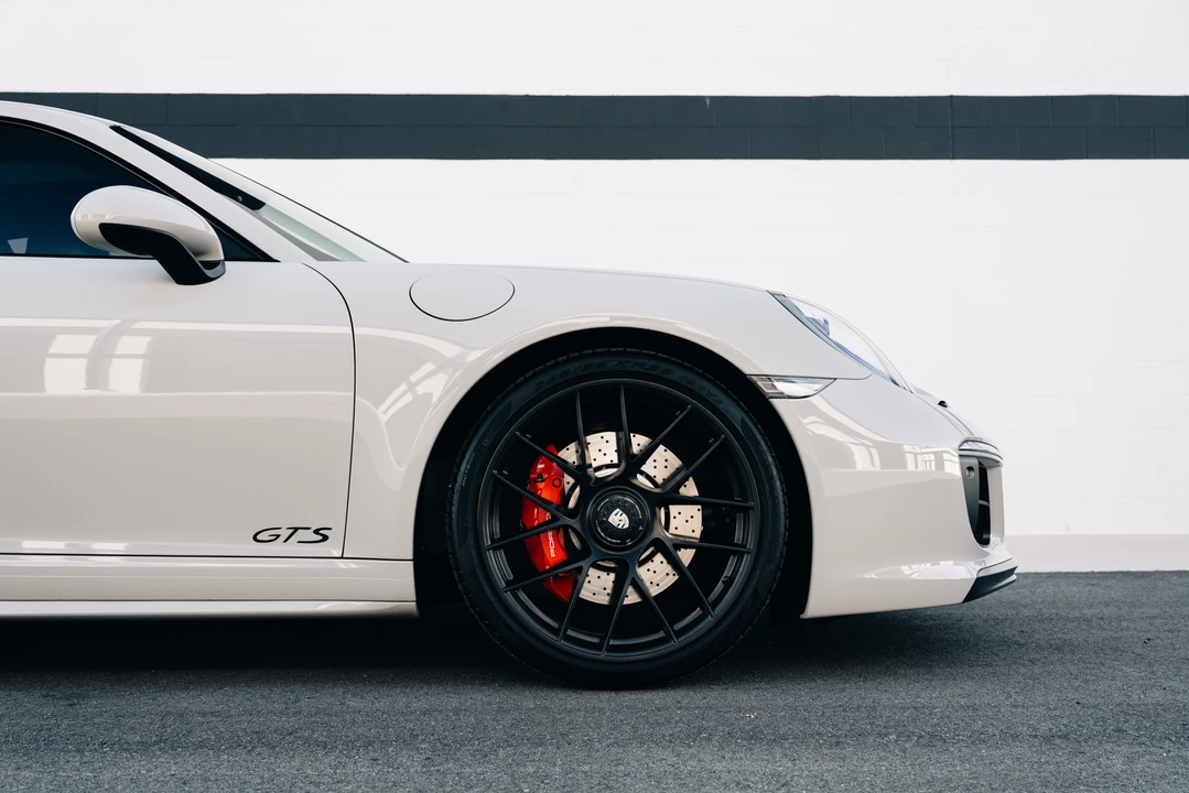 2018 Porsche 991 Carrera GTS - Image 17 of 31
