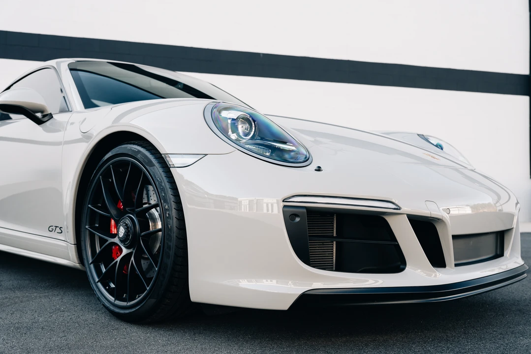 2018 Porsche 991 Carrera GTS - Image 18 of 31