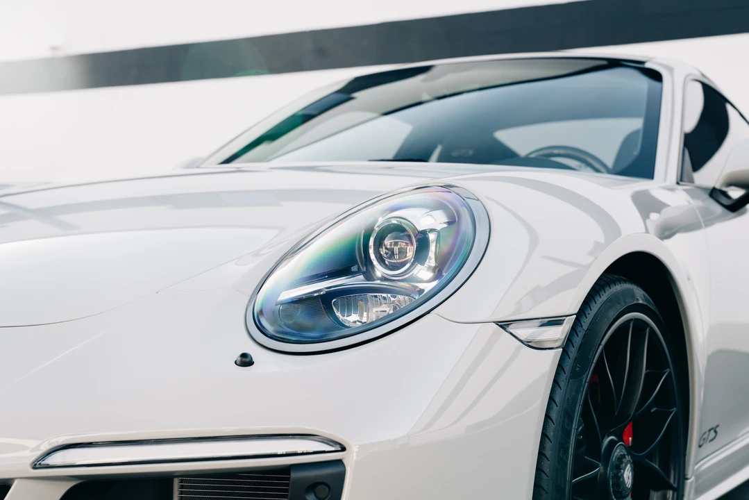 2018 Porsche 991 Carrera GTS - Image 28 of 31