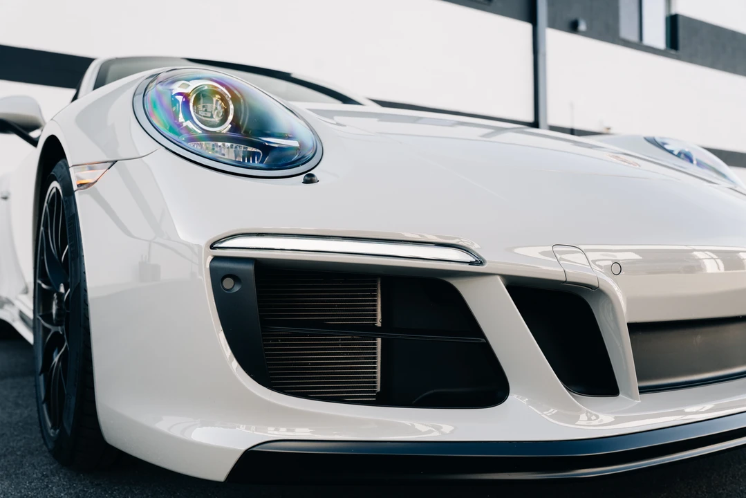 2018 Porsche 991 Carrera GTS - Image 21 of 31