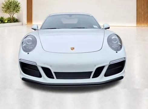 2018 Porsche 911 Carrera GTS