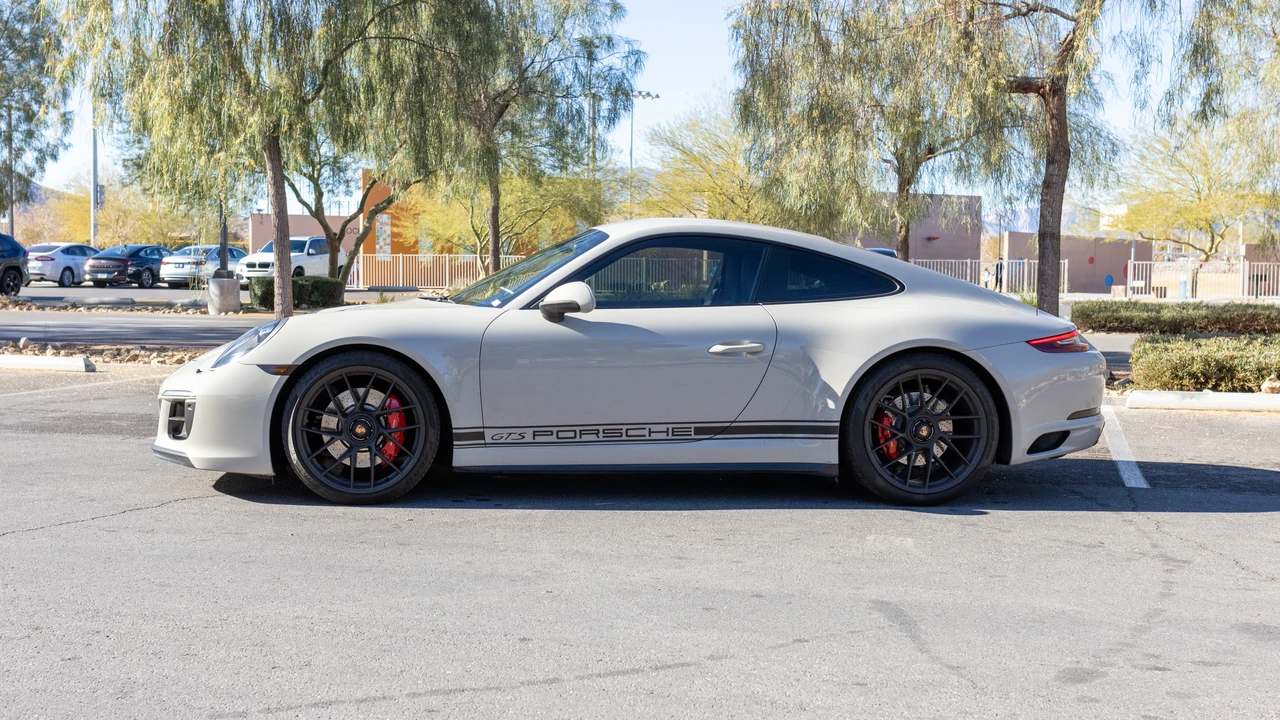 2018 Porsche 991 Carrera GTS - Image 9 of 31