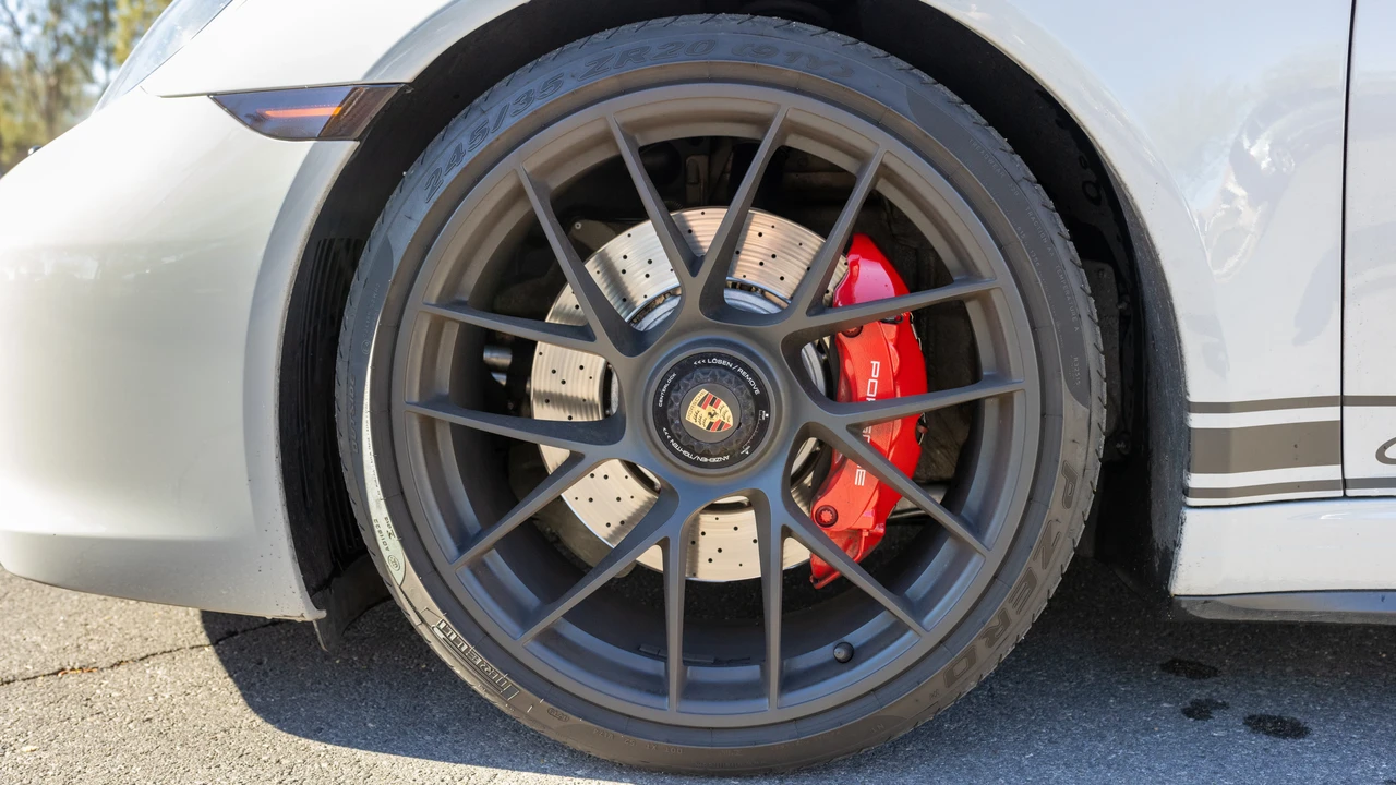 2018 Porsche 991 Carrera GTS - Image 28 of 31