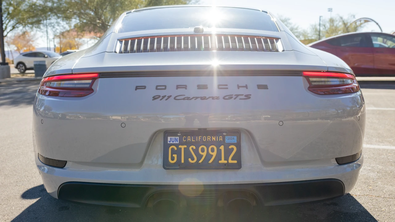 2018 Porsche 991 Carrera GTS - Image 11 of 31