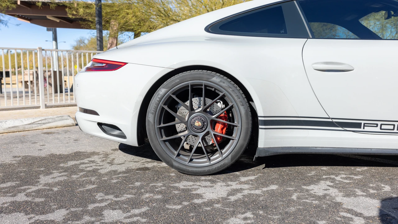2018 Porsche 991 Carrera GTS - Image 12 of 31