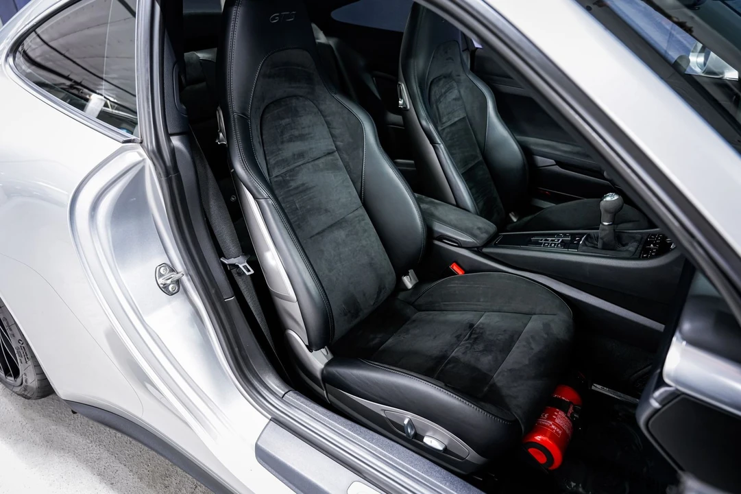 2018 Porsche 991 Carrera GTS - Image 27 of 31