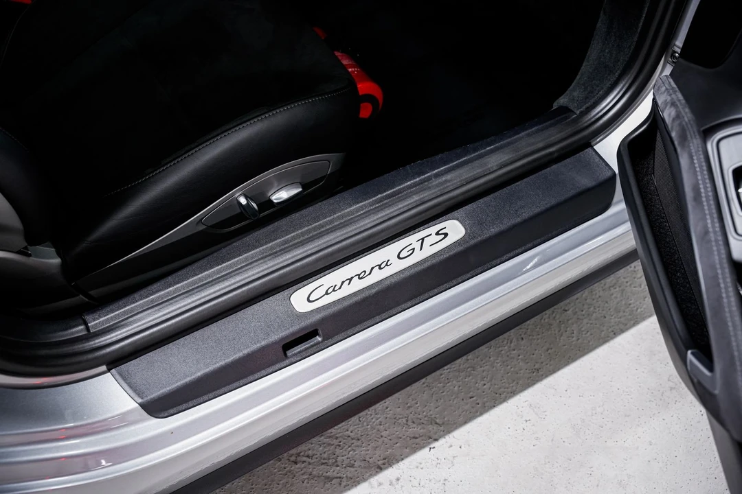 2018 Porsche 991 Carrera GTS - Image 26 of 31