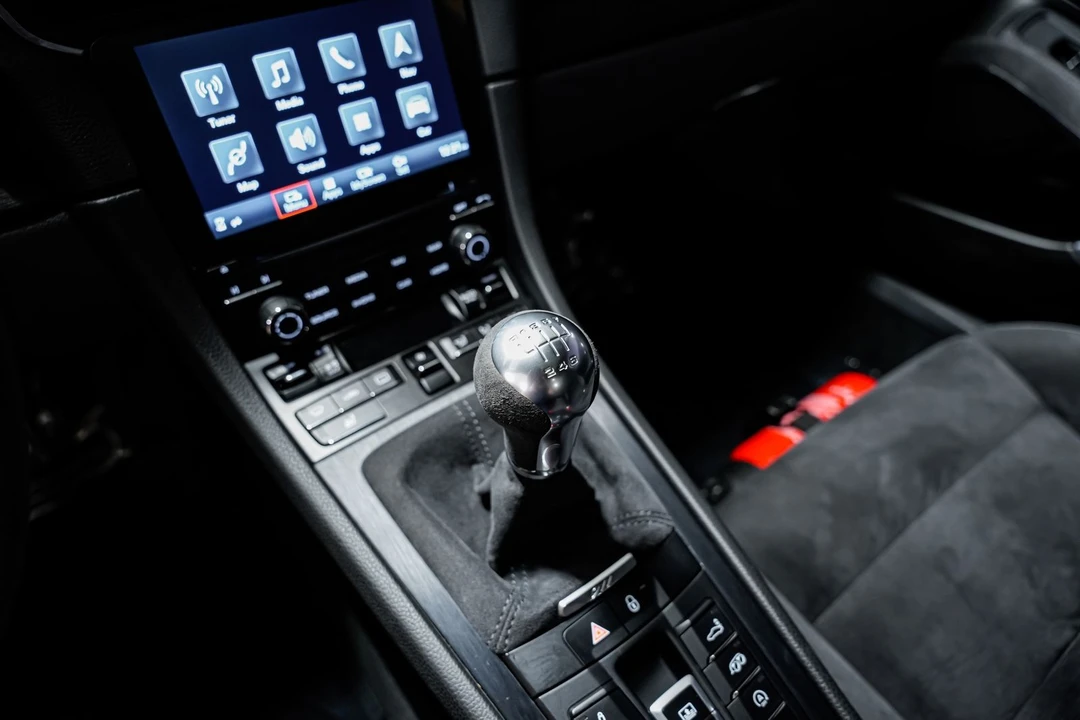 2018 Porsche 991 Carrera GTS - Image 14 of 31