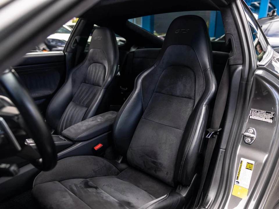 2018 Porsche 991 Carrera GTS - Image 5 of 5