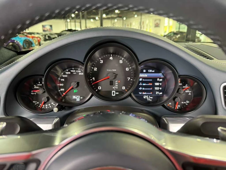 2018 Porsche 991 Carrera - Image 15 of 21