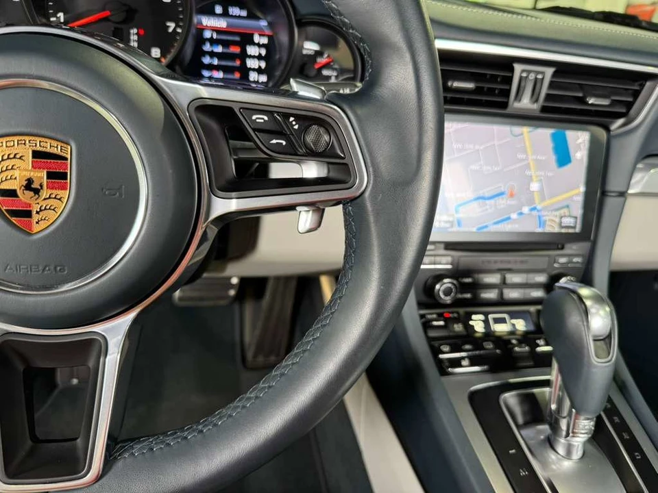 2018 Porsche 991 Carrera - Image 18 of 21