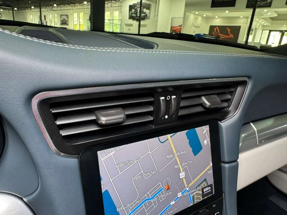 2018 Porsche 991 Carrera - Image 19 of 21