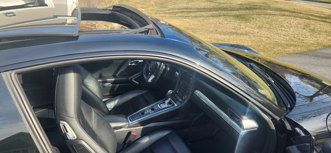 2018 Porsche 991 Carrera - Image 15 of 15