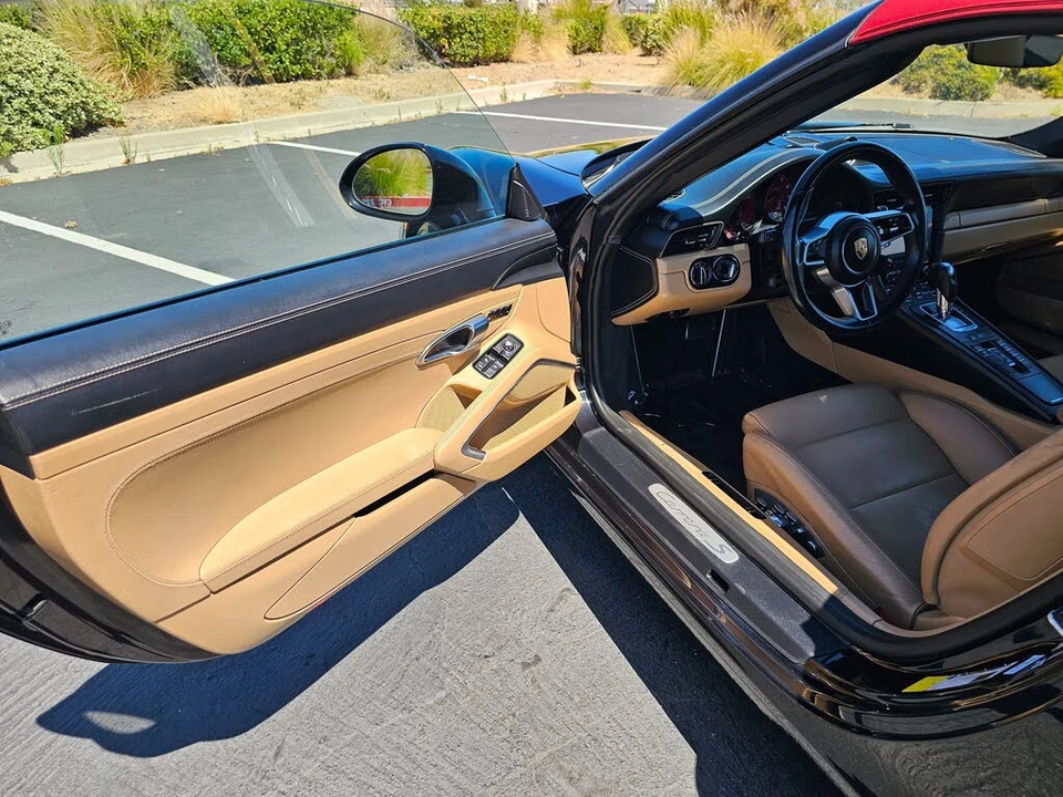 2018 Porsche 991 Carrera S - Image 26 of 31
