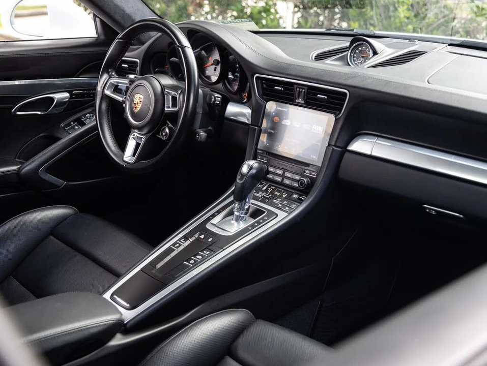 2018 Porsche 991 Carrera S - Image 12 of 31