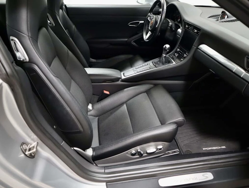 2018 Porsche 991 Carrera S - Image 12 of 31