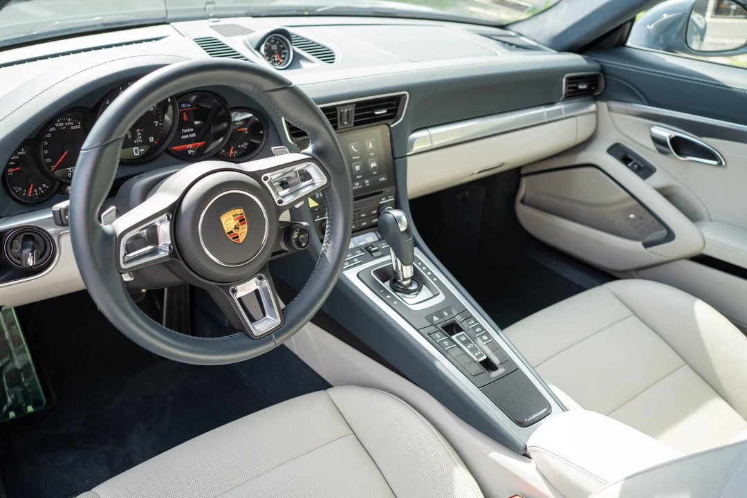 2018 Porsche 991 Carrera S - Image 25 of 31