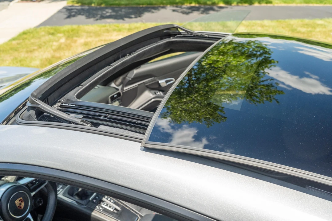 2018 Porsche 991 Carrera S - Image 15 of 31