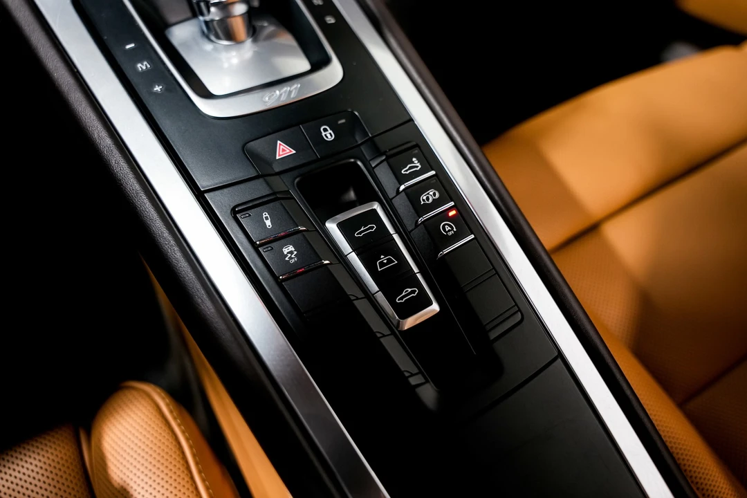 2018 Porsche 991 Carrera S - Image 16 of 21