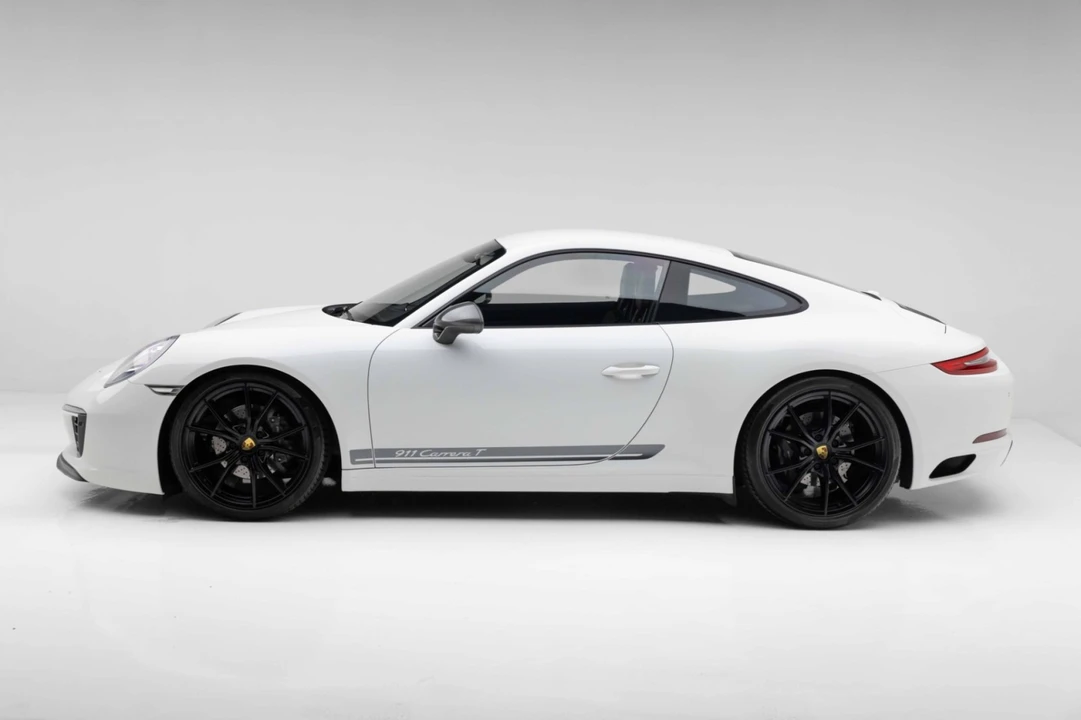 2018 Porsche 991 Carrera T - Image 13 of 31