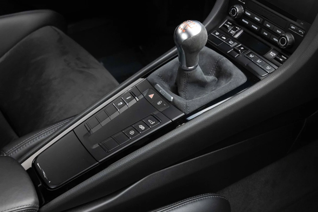 2018 Porsche 991 Carrera T - Image 16 of 31